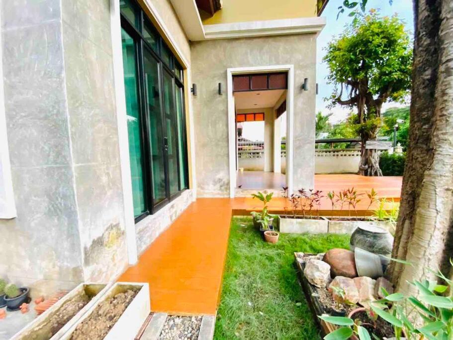 Preme House Boutique Villa San Sai Exterior photo